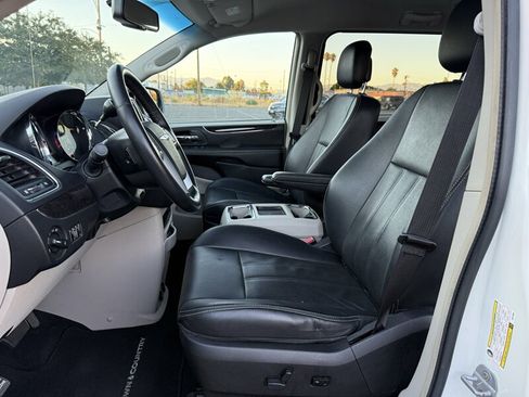 Used 2012 Chrysler Town & Country Touring w/ Entertainment Group #1 image 12