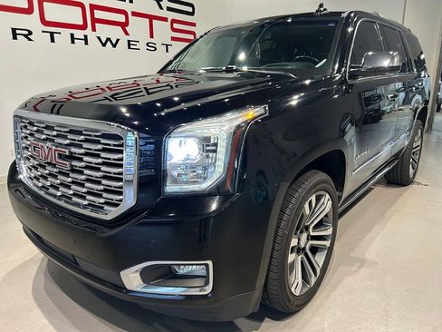 Used 2019 GMC Yukon Denali w/ Denali Ultimate Package AWD/4WD image 2