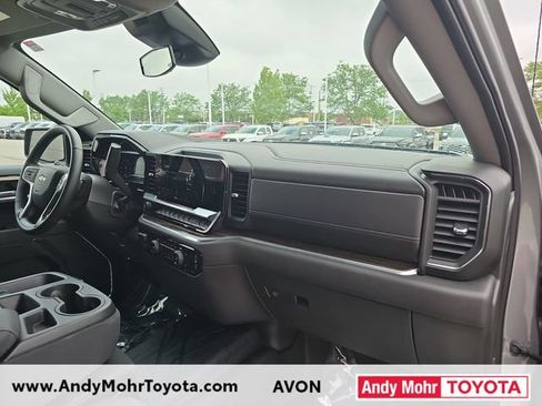 Used 2025 Chevrolet Silverado 1500 LT RWD image 34