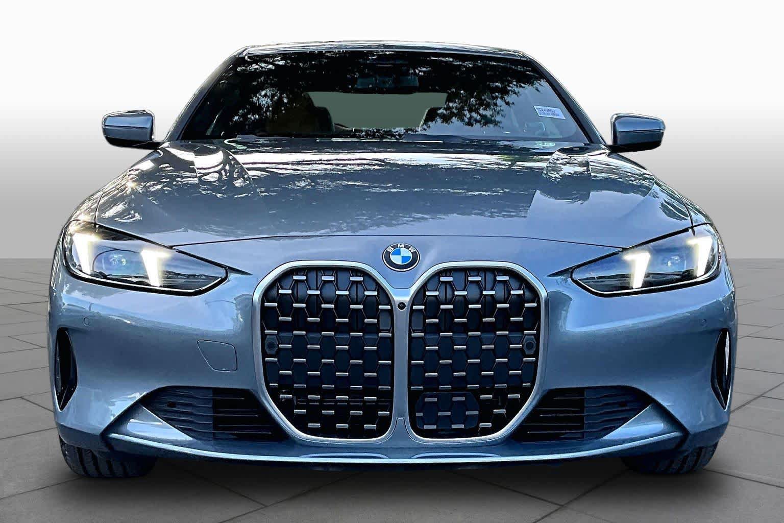 New 2026 BMW 430i Coupe w/ Premium Package RWD image 3