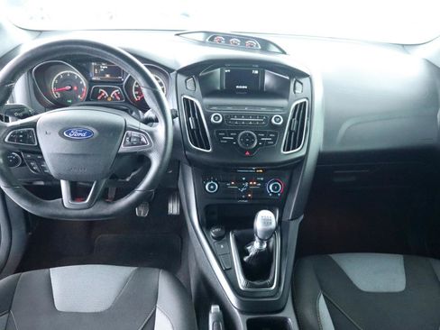 Used 2018 Ford Focus ST FWD image 16