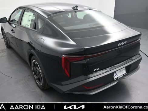 New 2026 Kia K4 EX FWD image 10
