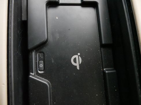 Certified 2021 Toyota Highlander XLE image 29