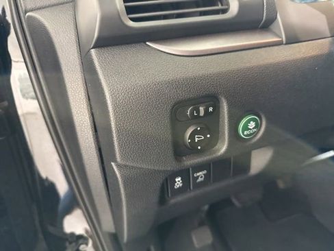 Used 2017 Honda Ridgeline Sport image 21