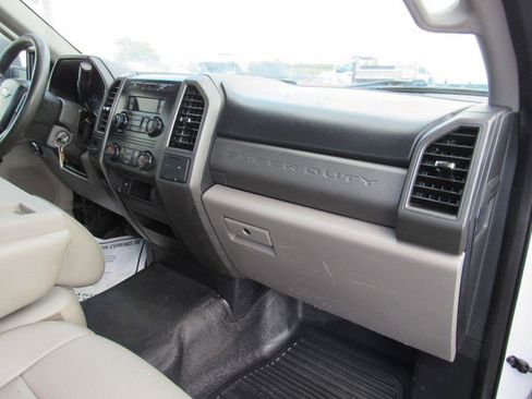 Used 2019 Ford F250 XL RWD image 15