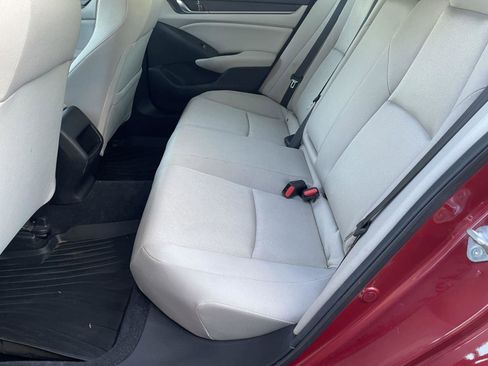 Used 2022 Honda Accord LX image 25