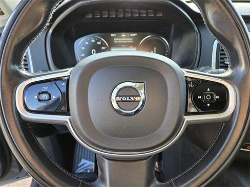 Used 2020 Volvo XC90 T8 Momentum image 20
