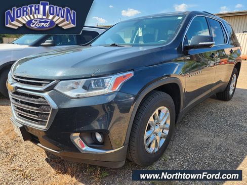 Used 2018 Chevrolet Traverse LT AWD/4WD image 1