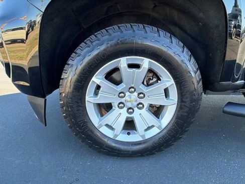 Used 2021 Chevrolet Colorado LT w/ Safety Package image 10