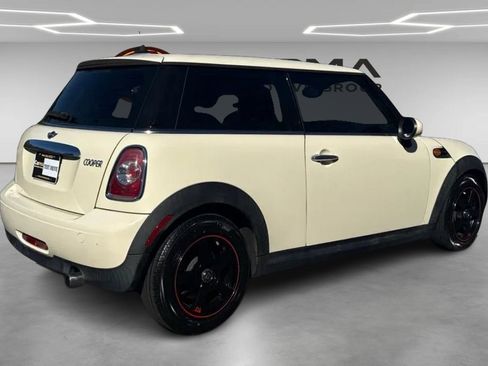 Used 2013 MINI Cooper Hardtop image 5