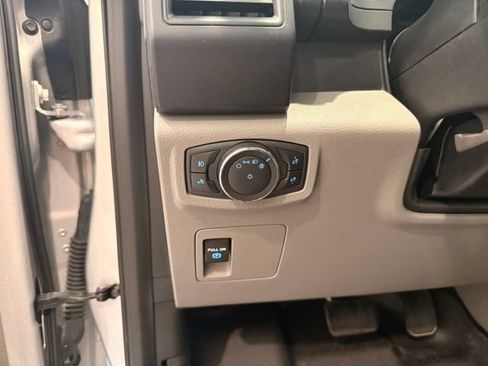Used 2019 Ford F150 XL w/ Equipment Group 101A Mid AWD/4WD image 14