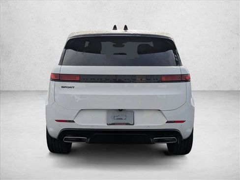 New 2025 Land Rover Range Rover Sport Dynamic SE image 8