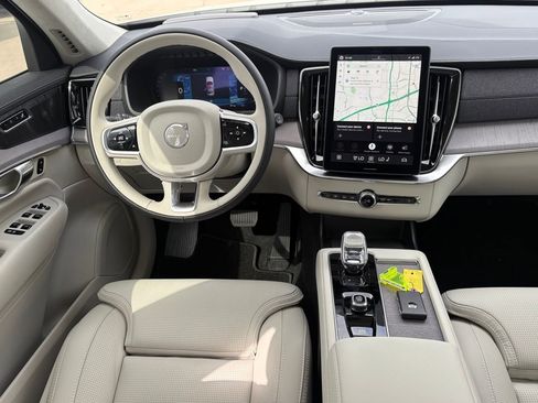 New 2026 Volvo XC90 B5 Ultra w/ Lounge Package image 12