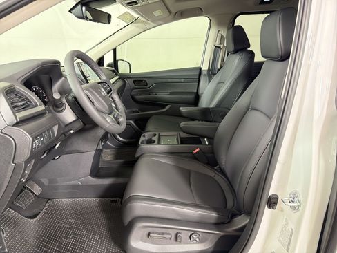 New 2026 Honda Odyssey EX-L image 5