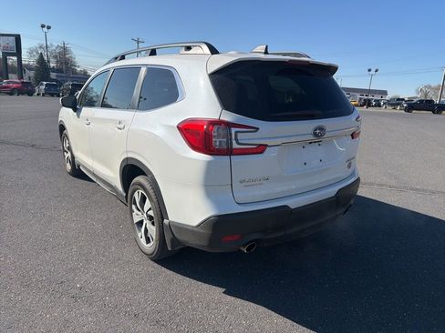 Certified 2025 Subaru Ascent Premium image 3