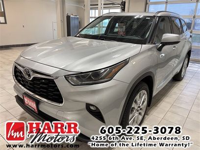 Used 2021 Toyota Highlander Limited