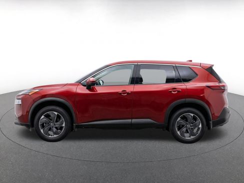 Used 2025 Nissan Rogue SV AWD/4WD image 4