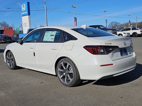 New 2026 Honda Civic Sport Touring image 4