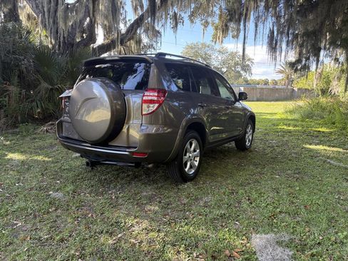 Used 2010 Toyota RAV4 Limited image 7