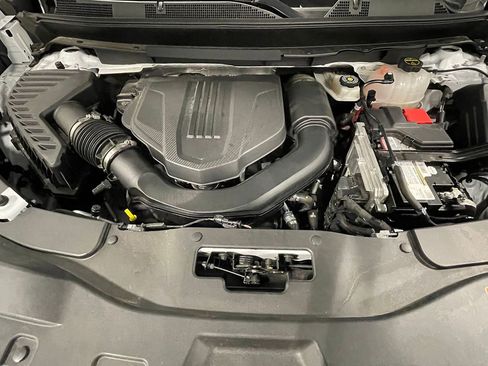 Certified 2025 GMC Acadia Elevation image 41