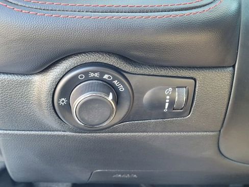 Used 2025 Dodge Durango GT image 26