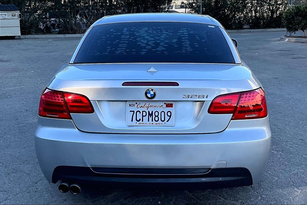 Used 2013 BMW 328i Convertible RWD image 5