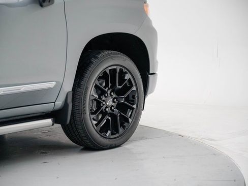 New 2026 Chevrolet Silverado 1500 High Country image 8