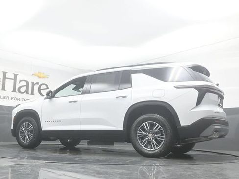 New 2026 Chevrolet Traverse LT w/ Driver Confidence Package FWD image 34