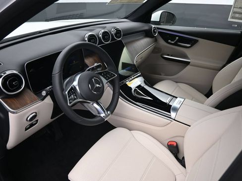 New 2026 Mercedes-Benz GLC 300 4MATIC image 16