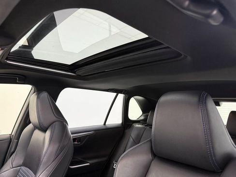 Used 2019 Toyota RAV4 XSE image 25