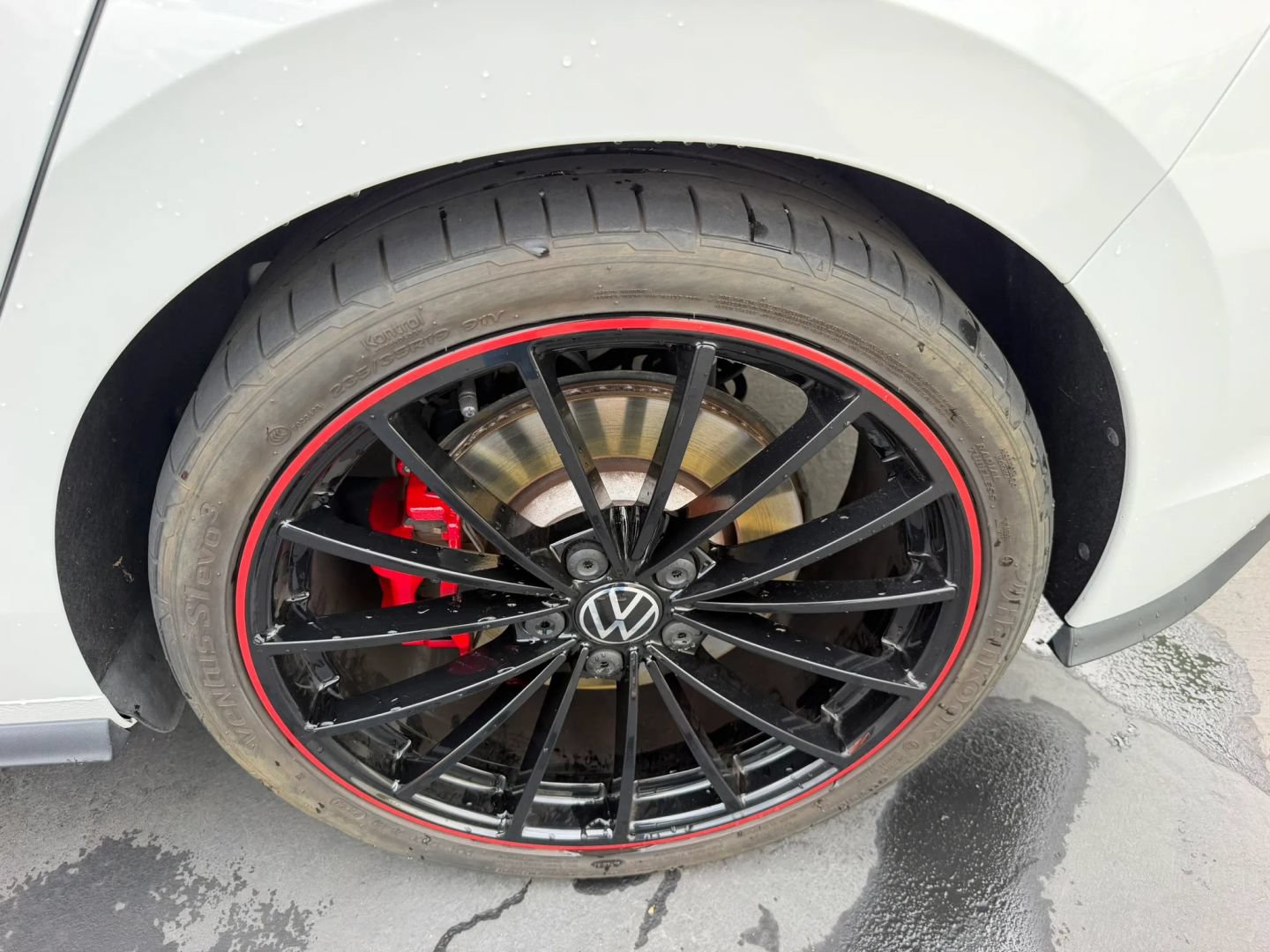 Used 2023 Volkswagen GTI 40th Anniversary Edition FWD image 45