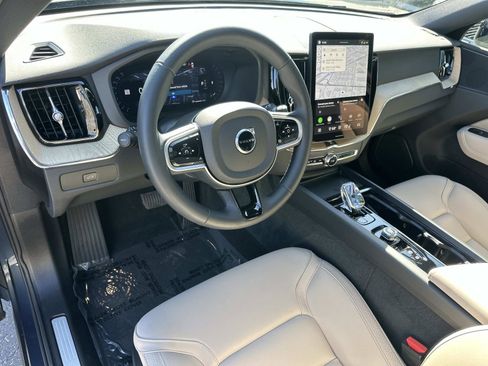 Certified 2026 Volvo XC60 B5 Plus w/ Protection Package Premier image 9