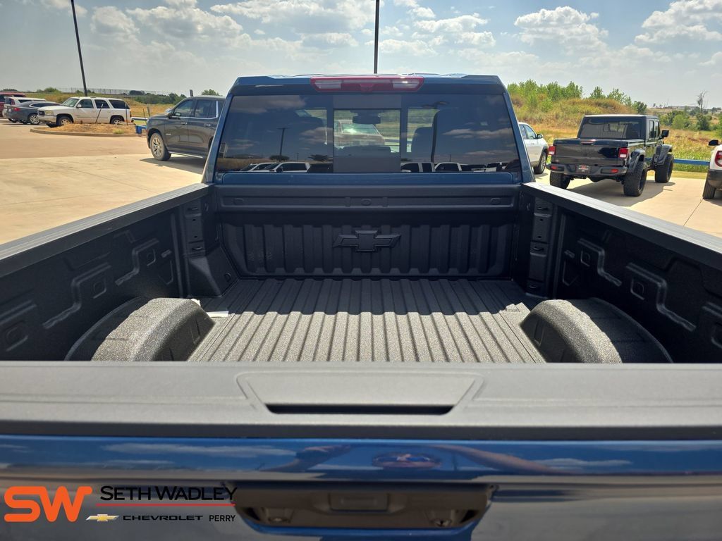 New 2026 Chevrolet Silverado 2500 LTZ w/ LTZ Plus Package AWD/4WD image 13