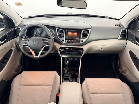 Used 2017 Hyundai Tucson SE image 14