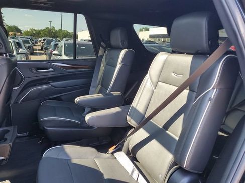 Used 2024 Cadillac Escalade Premium Luxury w/ LPO, Floor Liner Package AWD/4WD image 37