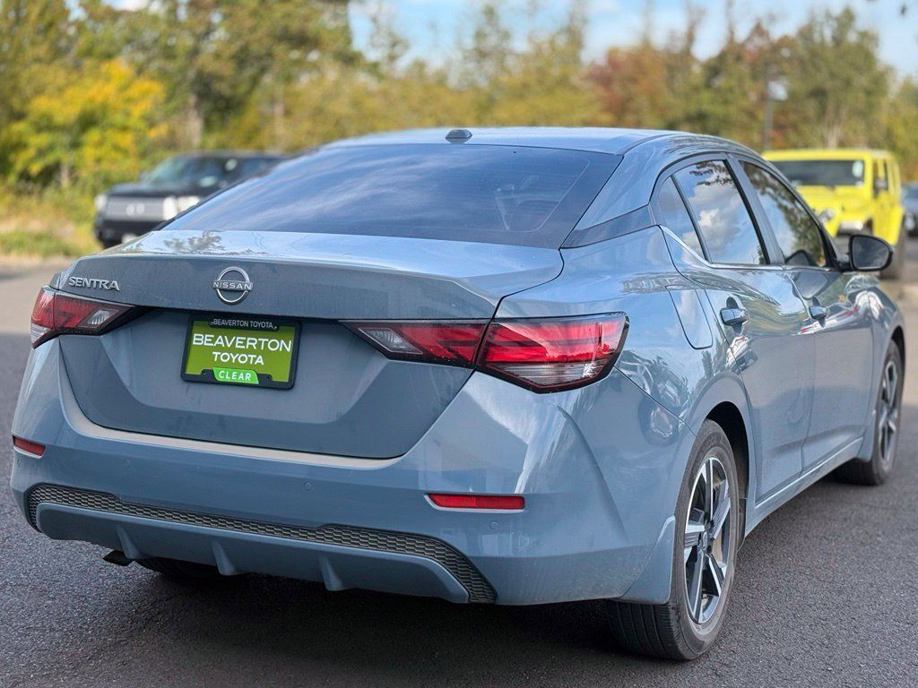 Used 2025 Nissan Sentra SV w/ All-Weather Package FWD image 5