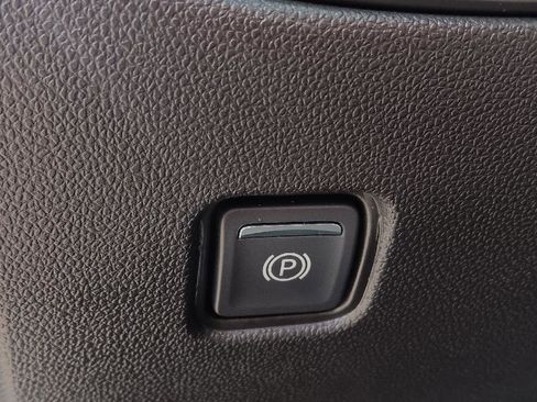 Used 2022 Chevrolet Blazer LT image 12