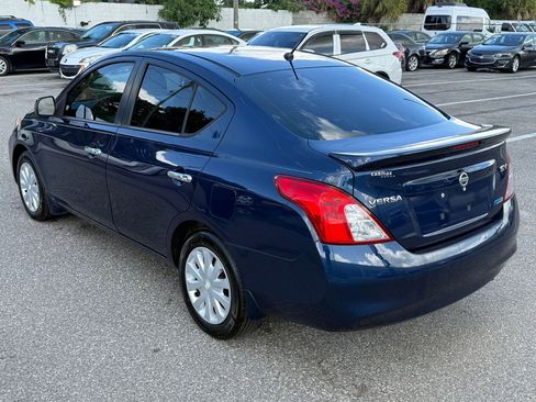 Used 2013 Nissan Versa SV w/ Convenience Pkg image 5