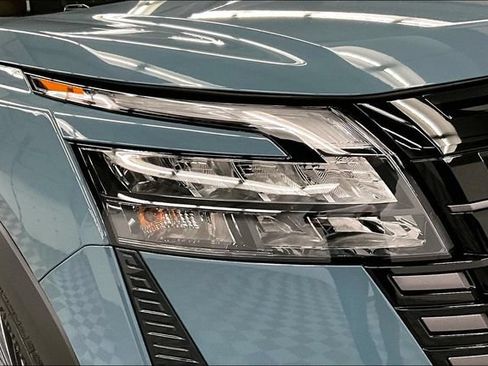 New 2026 Nissan Pathfinder Platinum AWD/4WD image 15