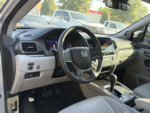 Used 2020 Honda Pilot EX-L image 10