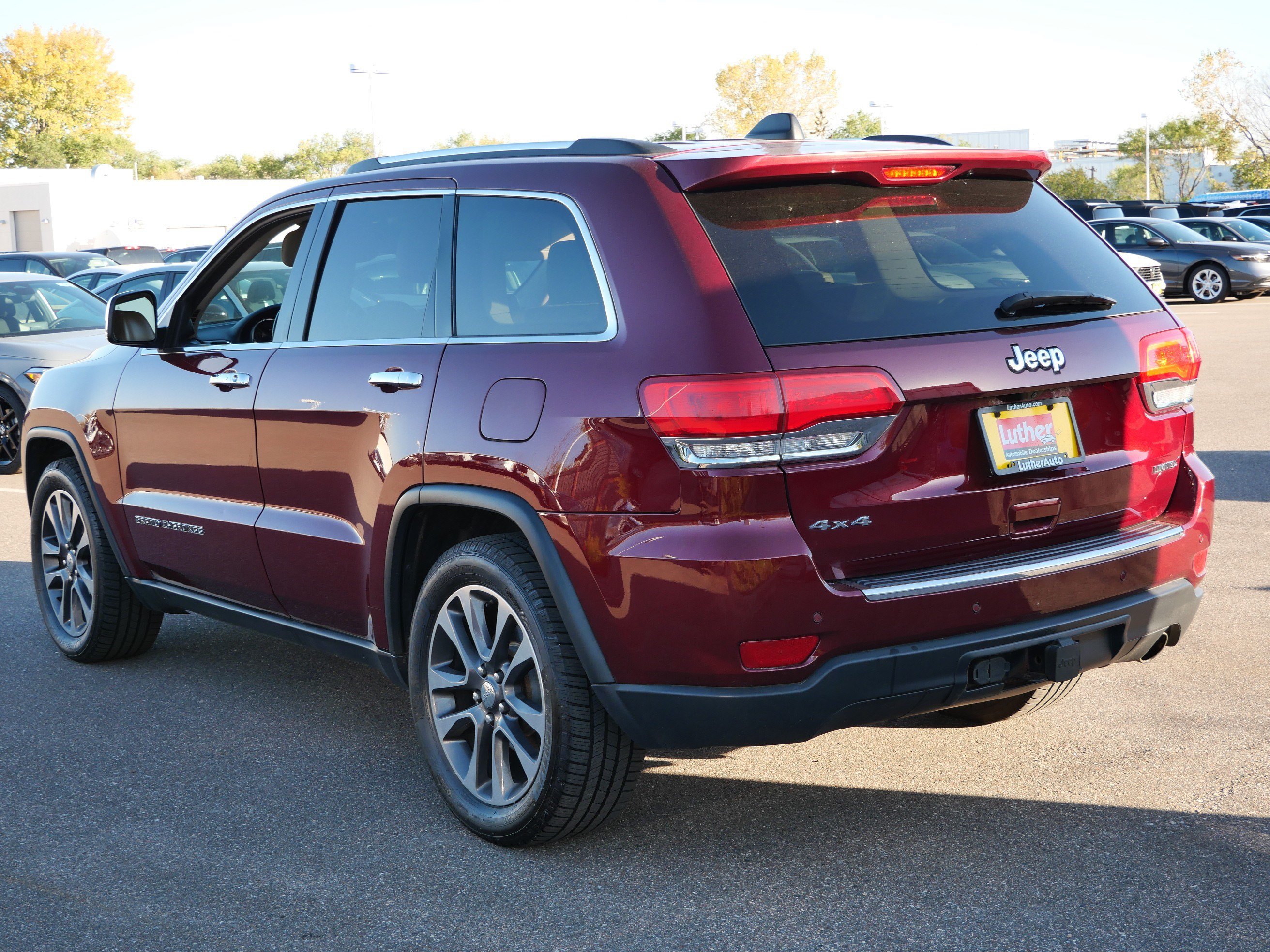 Used 2018 Jeep Grand Cherokee Limited w/ Luxury Group II AWD/4WD image 5