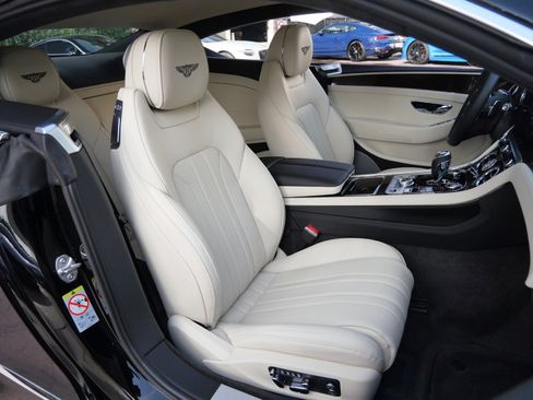 Used 2023 Bentley Continental GT Mulliner image 18