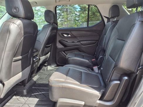 Used 2019 Chevrolet Traverse Premier image 10