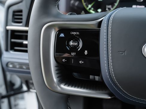 New 2026 INFINITI QX80 4WD w/ Sport Exterior Package image 15