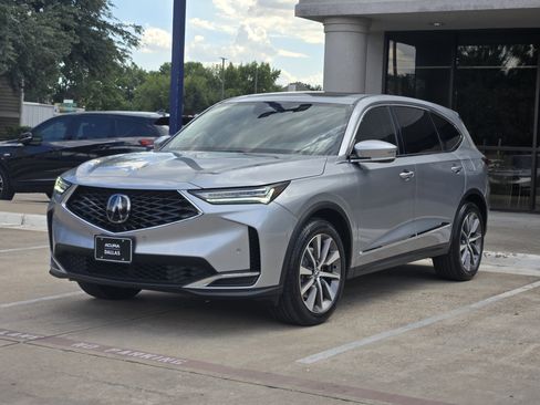 Certified 2025 Acura MDX w/ Technology Package image 4