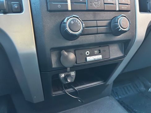 Used 2014 Ford F150 XLT w/ Trailer Tow Package image 21