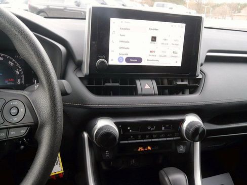 Used 2024 Toyota RAV4 LE image 18