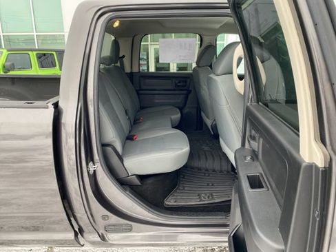 Used 2016 RAM 2500 Tradesman w/ Popular Equipment Group RWD image 30