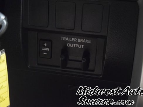 Used 2021 Toyota Tundra SR5 AWD/4WD image 18