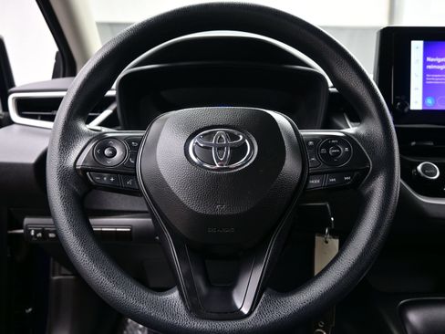 Used 2024 Toyota Corolla LE FWD image 21